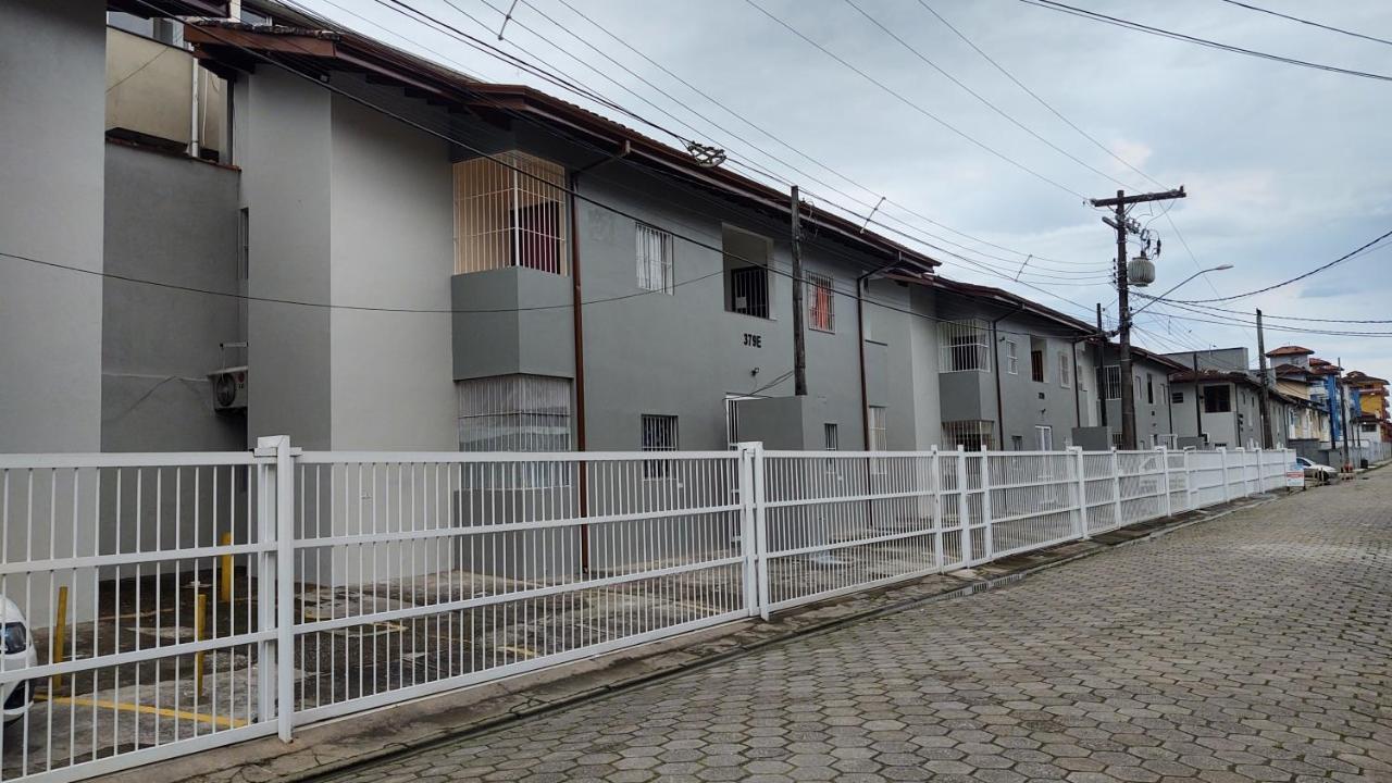 - Grande - 260m Da Apartamento